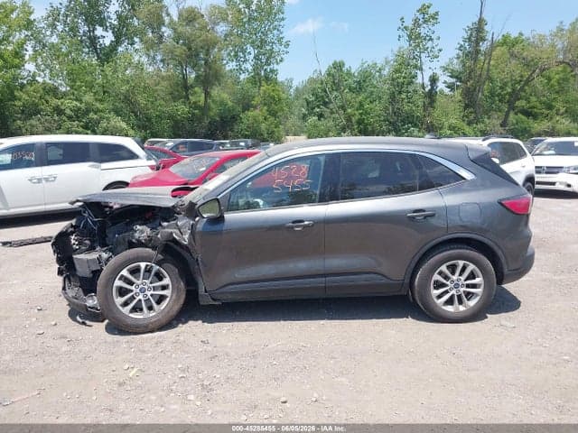2020 FORD ESCAPE SE 14