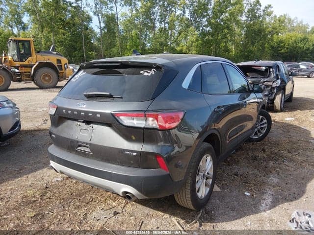2020 FORD ESCAPE SE 4