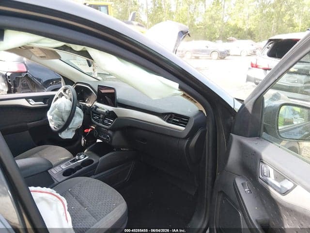 2020 FORD ESCAPE SE 5