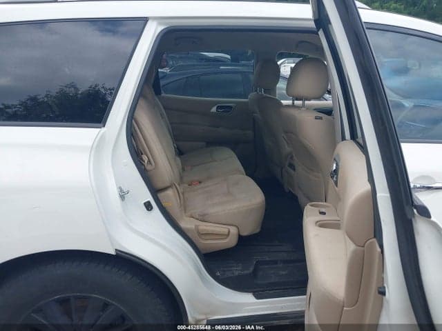 2017 NISSAN PATHFINDER S 8