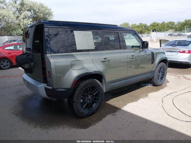 2025 LAND ROVER DEFENDER 4
