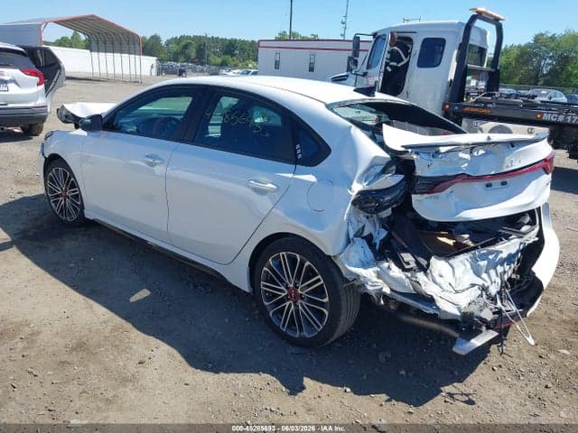 2022 KIA FORTE GT 3