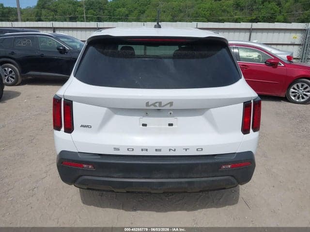 2022 KIA SORENTO LX 16