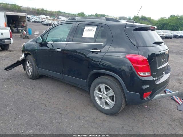 2020 CHEVROLET TRAX FWD LT 3