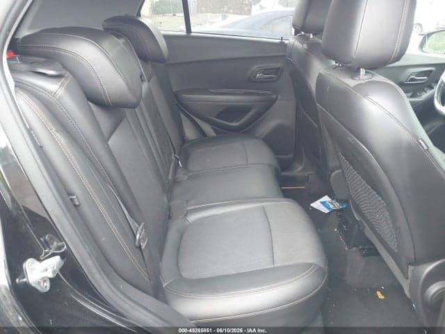 2020 CHEVROLET TRAX FWD LT 8
