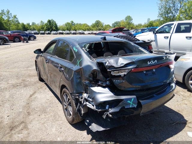2023 KIA FORTE LXS 3