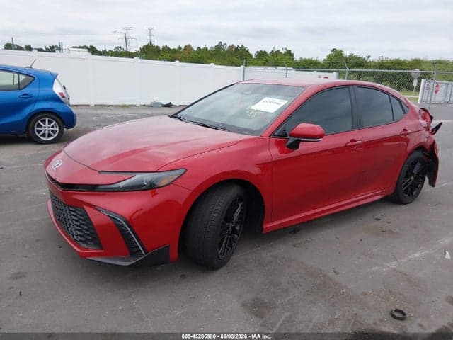 2026 TOYOTA CAMRY SE 2