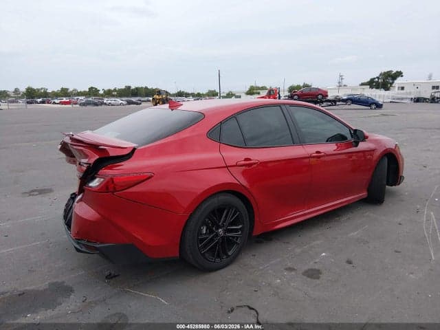 2026 TOYOTA CAMRY SE 4