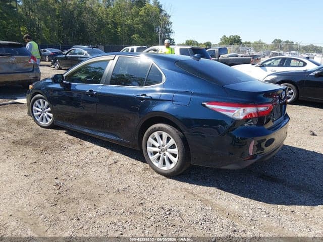 2020 TOYOTA CAMRY LE 3