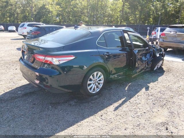 2020 TOYOTA CAMRY LE 4