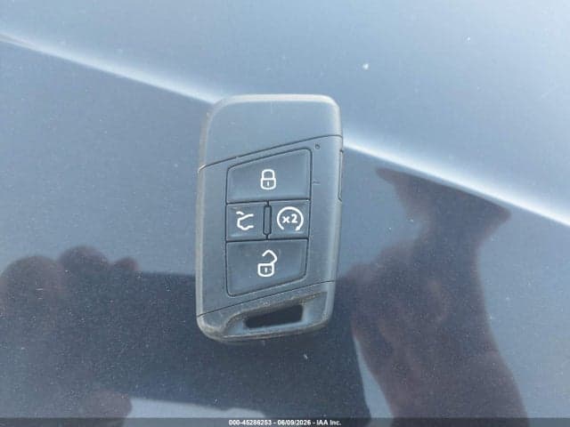 2018 VOLKSWAGEN TIGUAN 2.0T SE/2.0T SEL 11