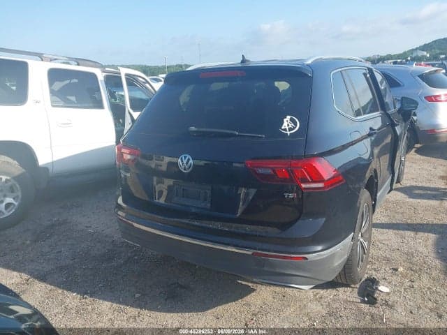 2018 VOLKSWAGEN TIGUAN 2.0T SE/2.0T SEL 16