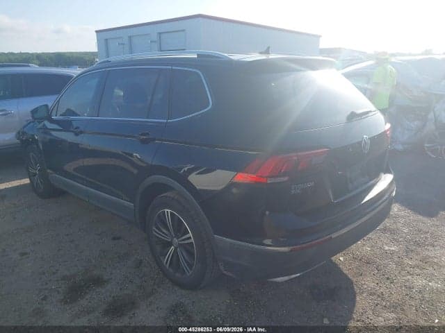 2018 VOLKSWAGEN TIGUAN 2.0T SE/2.0T SEL 3