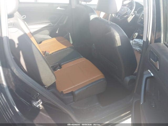 2018 VOLKSWAGEN TIGUAN 2.0T SE/2.0T SEL 8