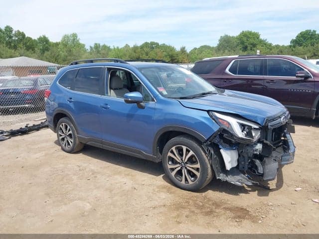 2022 SUBARU FORESTER LIMITED