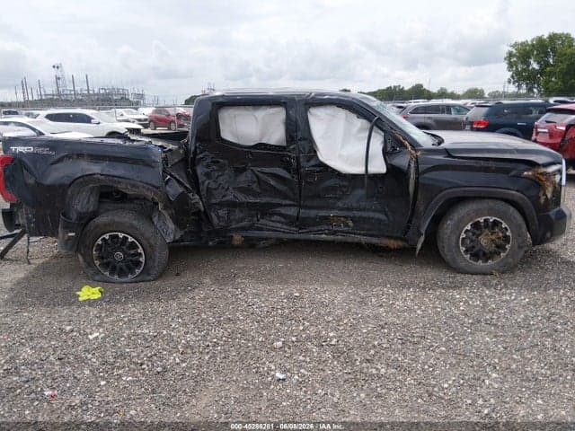 2023 TOYOTA TUNDRA SR5 6