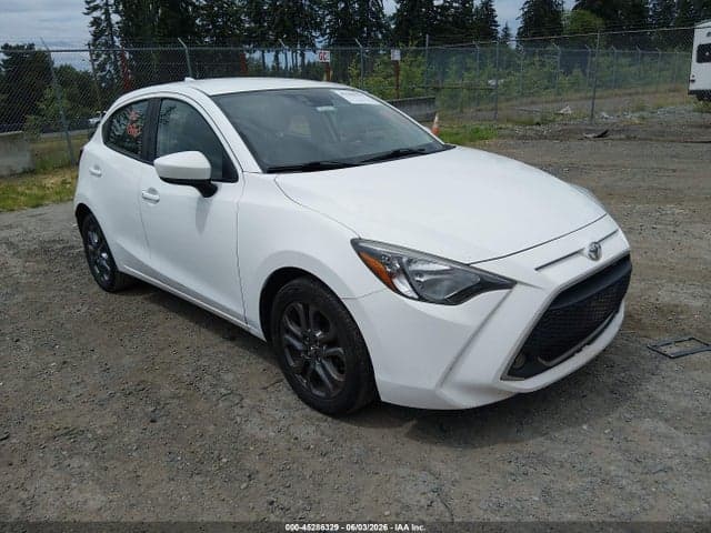 2020 TOYOTA YARIS LE 1