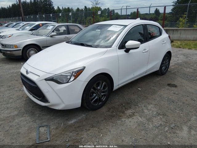 2020 TOYOTA YARIS LE 2