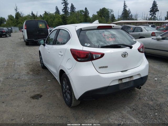 2020 TOYOTA YARIS LE 3