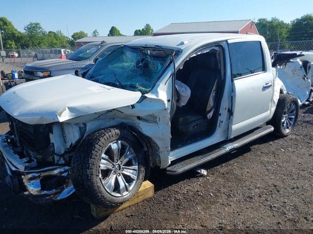 2017 NISSAN TITAN SL 6