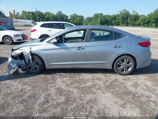 2017 HYUNDAI ELANTRA SE 14