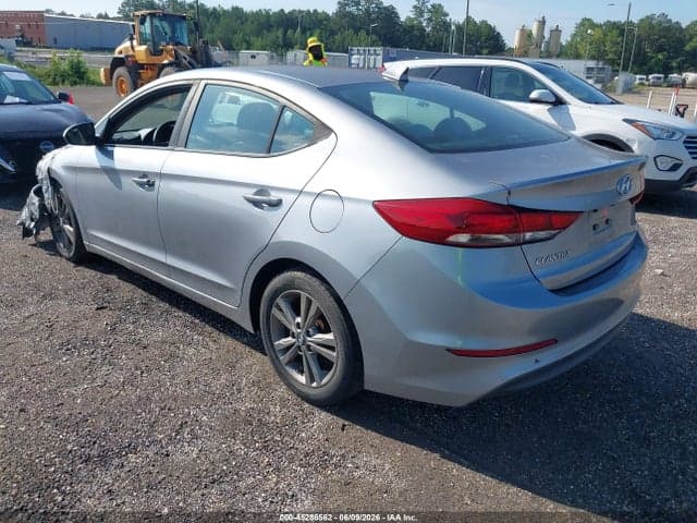 2017 HYUNDAI ELANTRA SE 3