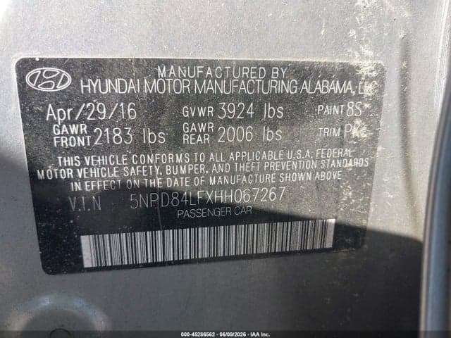 2017 HYUNDAI ELANTRA SE 9