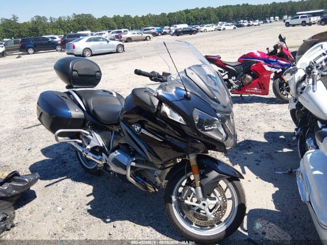 2017 BMW R1200 RT 1