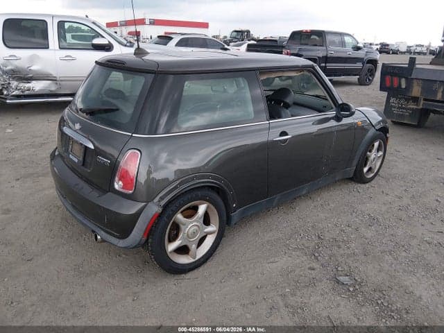 2006 MINI COOPER 4