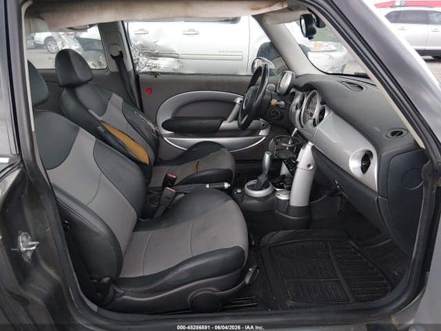 2006 MINI COOPER 5