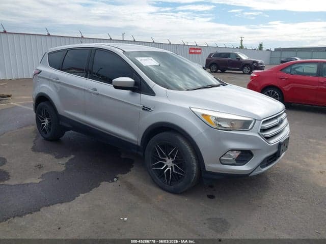 2017 FORD ESCAPE SE 1