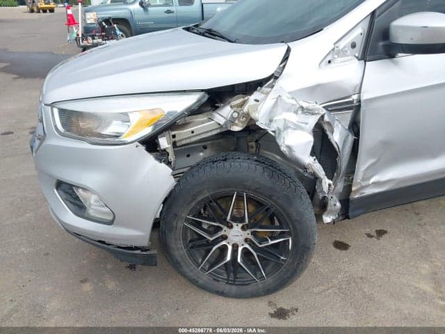 2017 FORD ESCAPE SE 6