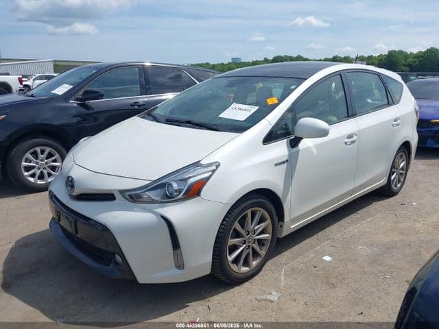 2017 TOYOTA PRIUS V FIVE 2