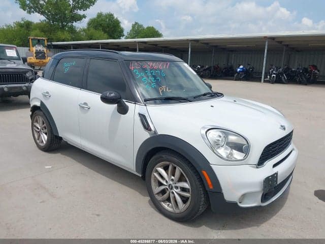 2013 MINI COUNTRYMAN COOPER 1