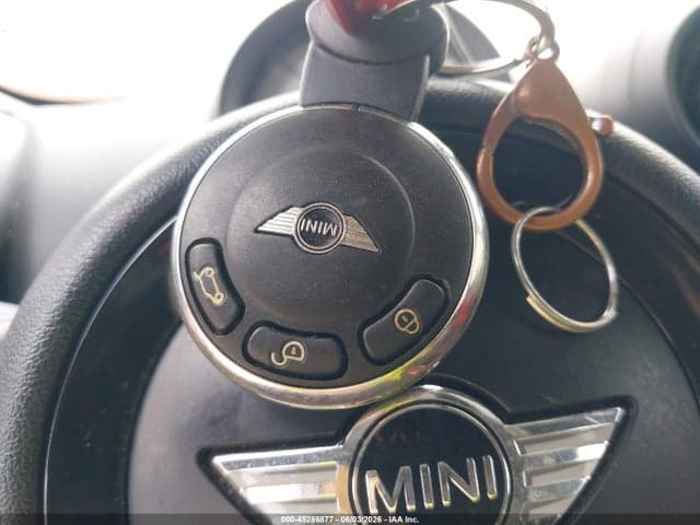 2013 MINI COUNTRYMAN COOPER 11