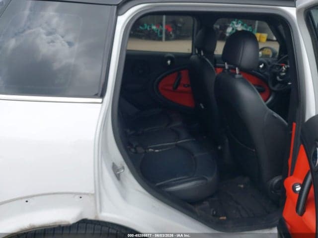 2013 MINI COUNTRYMAN COOPER 8