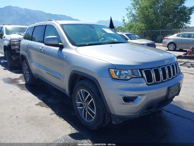 2019 JEEP GRAND CHEROKEE LAREDO E 4X4 1