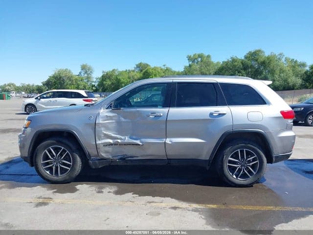 2019 JEEP GRAND CHEROKEE LAREDO E 4X4 15