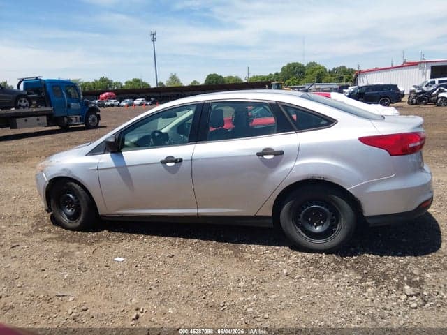 2017 FORD FOCUS S 14