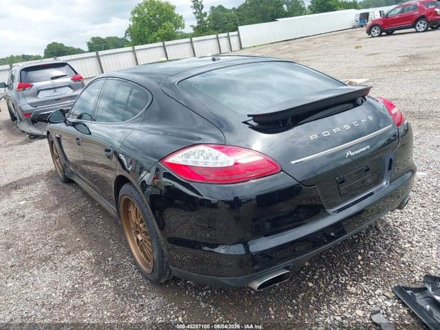 2013 PORSCHE PANAMERA 3