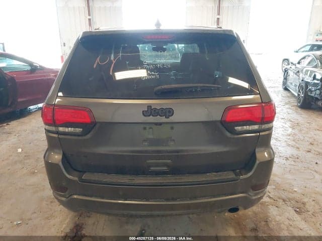 2017 JEEP GRAND CHEROKEE ALTITUDE 4X4 16