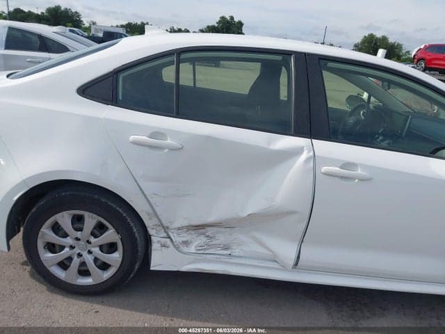 2021 TOYOTA COROLLA LE 6
