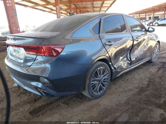 2024 KIA FORTE GT-LINE 4