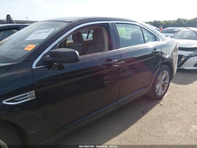 2017 FORD TAURUS SE 14