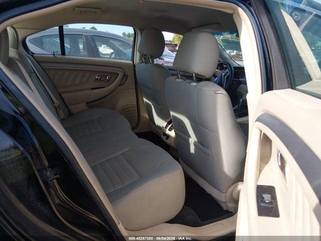 2017 FORD TAURUS SE 8