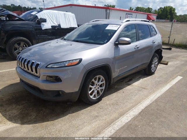 2018 JEEP CHEROKEE LATITUDE FWD 2
