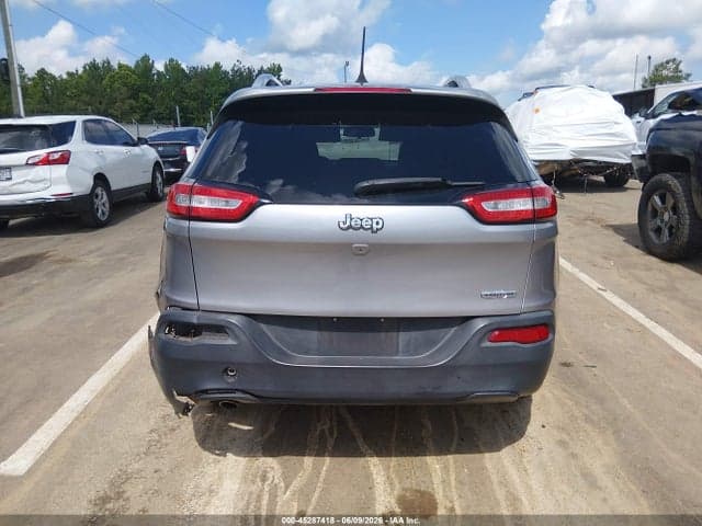 2018 JEEP CHEROKEE LATITUDE FWD 17