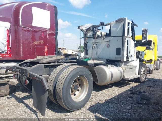 2018 PETERBILT 579 4