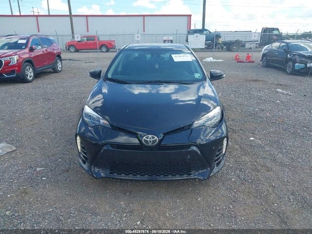 2017 TOYOTA COROLLA SE 12