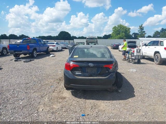 2017 TOYOTA COROLLA SE 16